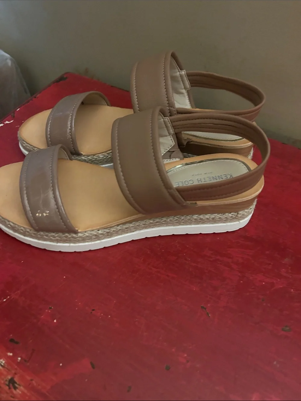 Kenneth Cole two strap